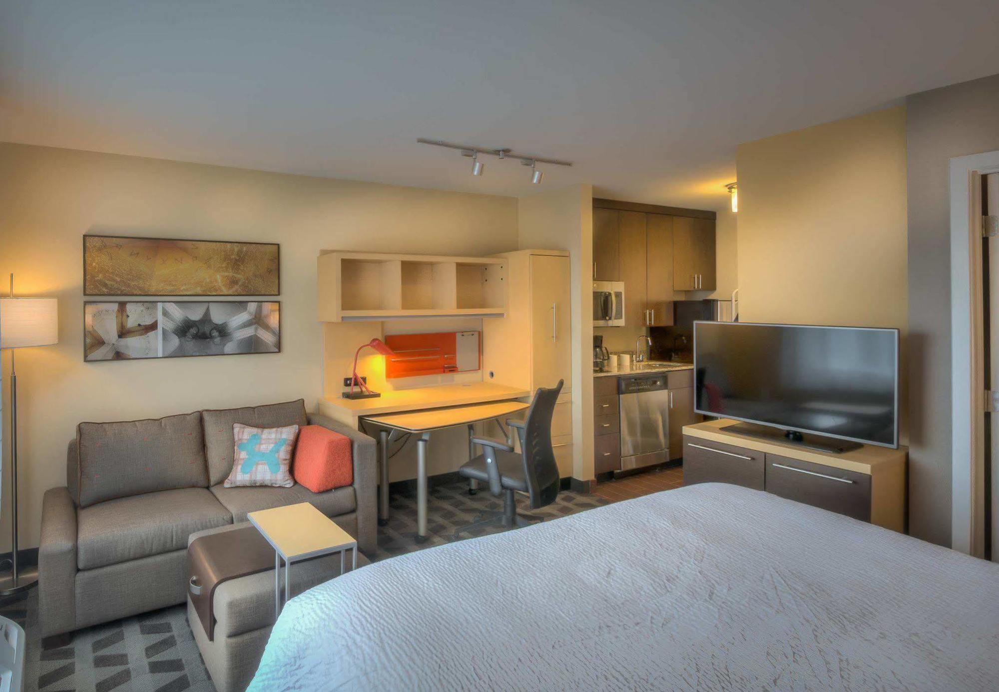 Towneplace Suites By Marriott Goldsboro Exterior foto